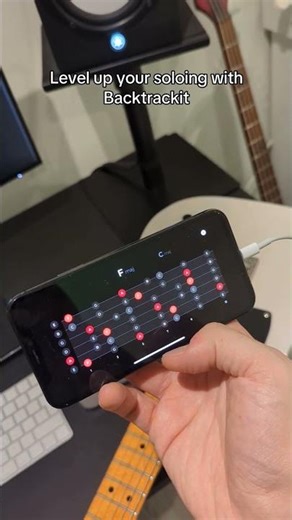 How to solo like a pro on guitar 🎸 #guitarists #musiclesson #app