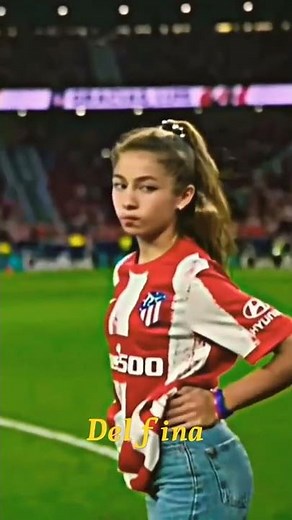 Delfina Suarez hottest look - Luis Suarez's daughter