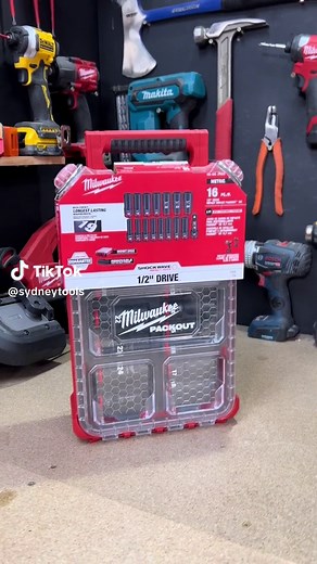 Limited Time Price Drop on Milwaukee SHOCKWAVE 1/2” Drive Metric Impact Socket Set