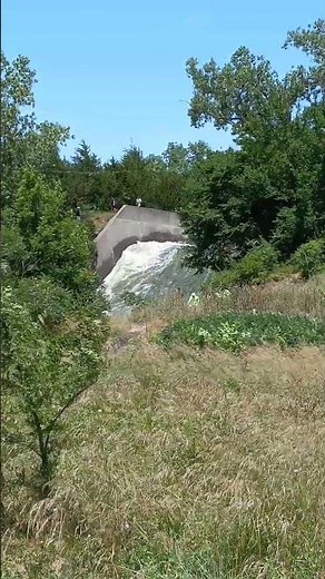 Huge Waterfall Overflow At Lake Olathe in 2024