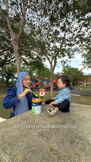 Suhaima Shamsudin on Instagram: "Bila perut Haura selesa, barulah dia boleh aktif bermain dan menikmati setiap momen zaman kanak-kanak 💚 Friso Gold Comfort Next diformulasikan dengan Beta-Palmitin serta gabungan Prebiotik & Probiotik. Bahan-bahan ini boleh menyokong pembuangan air besar yang lebih lancar tanpa meneran. Haura selesa, mama pun lega ✨ #FrisoGoldMY #FrisoGoldComfortNext #SayNOtoConstipation #PerutSelesaAnakGembira #BetaPalmitin"