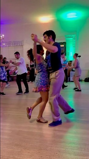 ✨ Upbeat Collegiate Shag – Amy Cab & Isaac Lopez | Swingdependance 2025