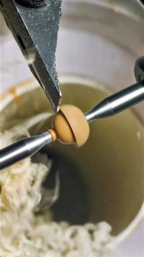 Dual motor model with professional dust extraction, Monkey Head Old Style one cut design, includes o