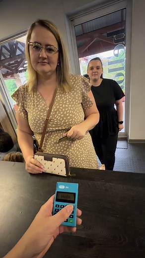 16K views · 1.2K reactions | The amount of bloopers we had while making this skit was pretty priceless 來 Just for laughs @carineposthumus @hairbyheidi.l | Mariona at Rock Paper Scissors salon | Facebook