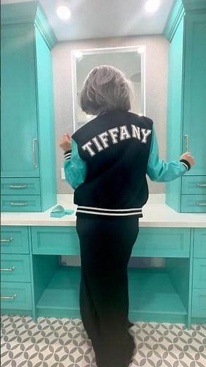 🩵Tiffany & Co Inspired Bathroom🩵 | Vintage Jewelry | NiKOL Johnson #classicstyle