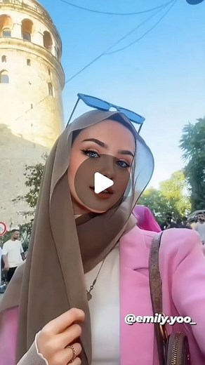 Emily Yoo | Influencer on Instagram: "Serving all the glam today 💅"