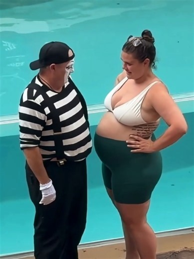 Tom The Mime Prank #tomthemime #mime #mimeartist #funartist #bestreactionprank #funvibes #lol #thebestoftom #fyp #foryou #foryoupage❤️❤️