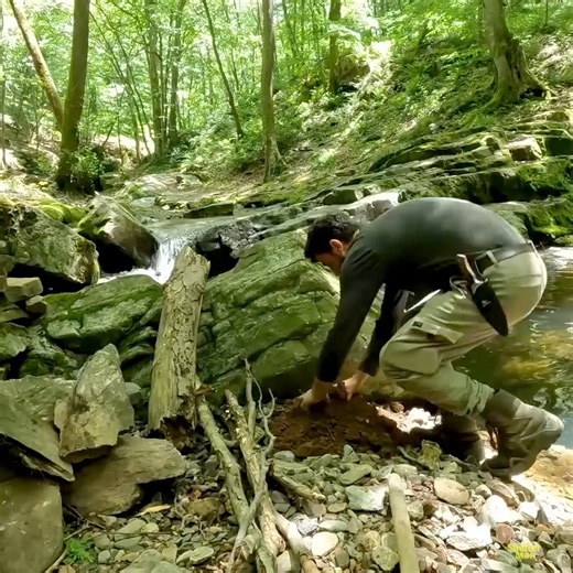 25K views · 376 reactions | BUSHCRAFT CAMP; Building a ROCK Survival SHELTER https://www.facebook.com/messages/t/29684852027795509/ | Shelter Master | Facebook