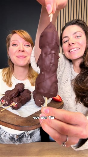 Erdbeeren mit Tahin-Creme für den Valentinstag