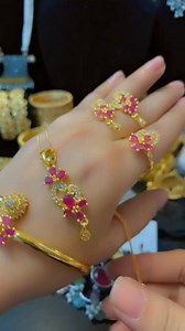 High quality AD Combo Set with Eid Discount sale available on website and android app further details or order from Android app... Website link= https://ayeshascollection.com.pk/product/ad-combo-set-adc-2 Android App = https://bit.ly/ayehsa-jewellery #bridaljewelry #indianjewelry #asianjewelry #indian #ayeshascollection44 #fashion #goldandpearls #modernjewelry #indianfashionijewelry #traditionaljewelry #earrings #jhumkas #necklace #choker #mala #bracelet #mirrorkundan #meenakari #karachi #fershi