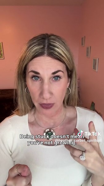 Feeling stuck doesn’t mean you’re not growing. Sometimes your mind has shifted, but your nervous system is still catching up, and that can make it feel like nothing is changing. That in-between space isn’t failure, it’s integration. Not all growth is visible, some of the most important changes happen quietly. If this resonates, you’re not alone 🤍 Comment what this season feels like for you, we’ll talk. #heathercorbet #spiritualgrowth #growth