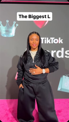 Ezee on Instagram: "The biggest L 😩🤣 Nah but seriously, just being nominated on a stage this big for Best Live Creator on TikTok is a win in itself. Grateful doesn’t even cover it. Thank you so much to my younger self for pushing as hard as you did and my beautiful Queen Natalie. And Thank you to everyone who’s been rocking with us since the beginning we couldn’t have done this without yall! Styled by : @dvmnpigeon"