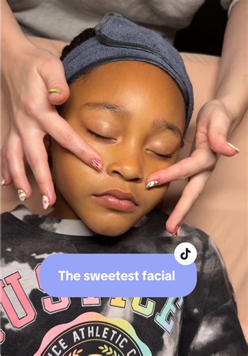 Fairy facials are some of my favorite things to give! 🤩✨💆‍♀️ #facial #esthetician #skincare #cute #fairy