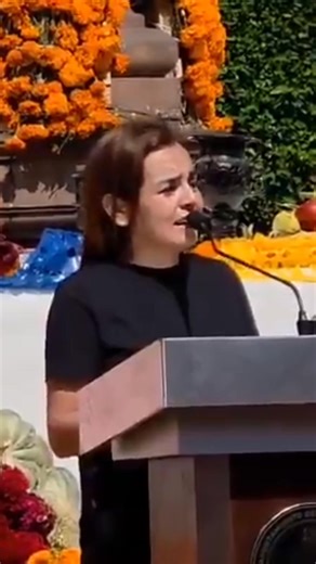 512K views · 19K reactions | “No apagarán su lucha”: Grecia Quiroz, esposa de Carlos Manzo, alcalde de Uruapan asesinado | Aristegui Noticias | Facebook
