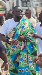 Heavy GunShot Announcing & welcoming the Groom in Style ✌🏽😍 𝐍𝐢𝐢 𝐒𝐚𝐜𝐤𝐞𝐲 💍 𝐀𝐦𝐚𝐧𝐝𝐚 #LovewinswithSA25 #HappilyEverSA25 MC: @shegelabobor Okyeame: @shegelabobor Event Planning & Coordination: @assy_events Event Decor: @Milddy_kdecor Okyeame for bride: @manyethess Okyeame for groom: @shegelabobor MC for Traditional and wedding reception: @shegelabobor Music/DJ: @dj_adom @djmobgh Photography: @jema_photography Live-blogging: @reelsbynanakwame @weddingmemoriesgh @thekingemzy @eventbuzz