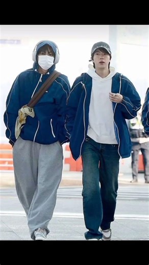 hamare bts jaa rahe h army tour karnee so beautiful😍 I miss you BTS 🥺🥺🥺🥺🥺🥺🥺