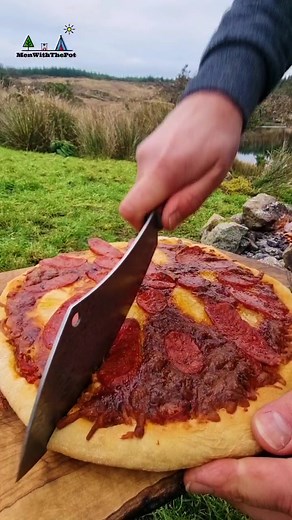 Pineapple on PIZZA😱 Crime? #menwiththepot #foodporn #fyp #foryou #asmr #cooking #nature #pizza #fire