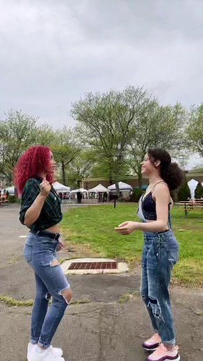 Fun Hand Clap Dance Challenge