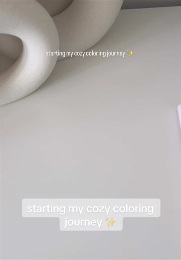 Cozy Coloring Journey: Choosing the Perfect Color 🌸