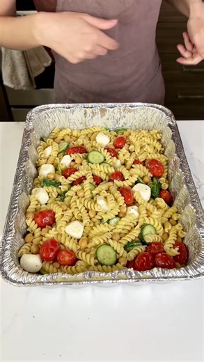This easy pasta salad is the fresh dish I wish I knew sooner