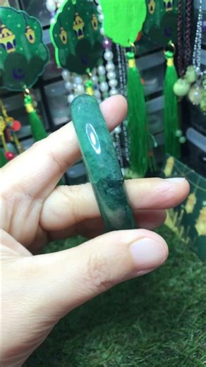 CODE: SP051 Standard Size Jade Bangle 57mm++/12mm++