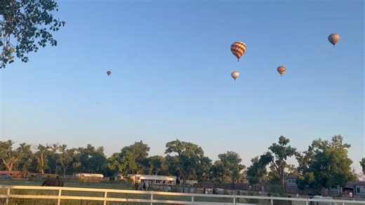 A gorgeous hot air balloon sunrise from Albuquerque sent in by my Dad. The Balloon Fiesta happens there every year the first 2 weeks in October. Check out my Dad’s Vlog at NelsonMartinezTV.com https://youtube.com/@nelsonmartinez6489?si=AtLTJ0UMA6wXpbu1 | Adventures With Jeff Martinez