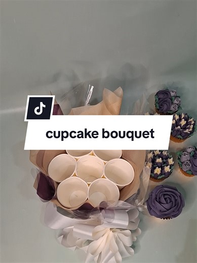 How to Create Beautiful Flower Cupcake Bouquets