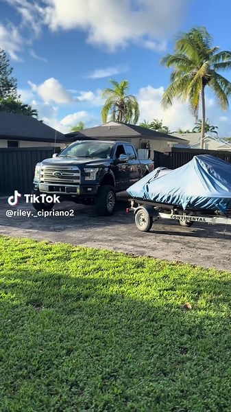 Time to get back on the water 🫣😤🤝#fyp #boat #ford #hewesboats #squattedtrucks🤢