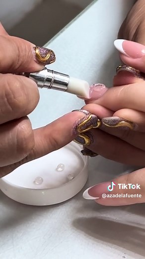 Nails nails nails ✨🤍 SHELLAC NAIL SALON #nails #inspo #nailart #uñasbonitas #almondnails #french #3dflowernails #salon #shellac #nailsalon