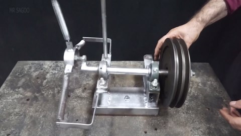 Invention for the future: free energy from 3 springs