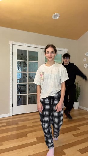 551K views · 826 reactions | Who got the better dance moves?  #blockblast #hungrystudio | Joseph Albanese | Facebook