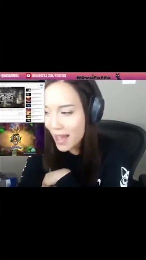 Hot Girl Twitch Fails She forget to turn off the stream 1080p