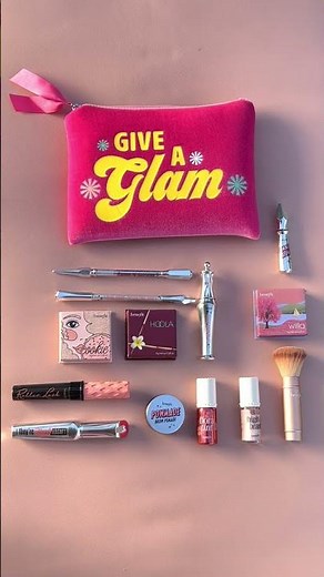 my makeup bag essentials 💓