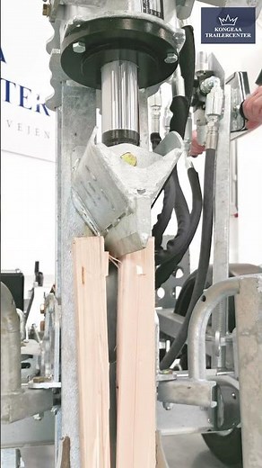 Ifor Williams | Brændekløver | Log splitter | Holzspalter ‪@kongeaatrailercenter4998‬ ‪@MrKongeaa‬