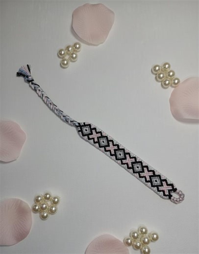 Handmade Embroidery Floss Bracelet - Chevron Diamond Pattern  - Macrame Jewelry