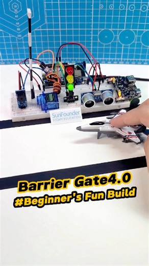 Beginner Arduino Project: Smart Traffic Light System#Arduino #ArduinoProject #ArduinoTutorial #ArduinoUno #STEM | SunFounder OpenSource