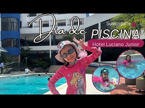 Jugando en la Piscina - Tarde en la Alberca 🏊‍♀️