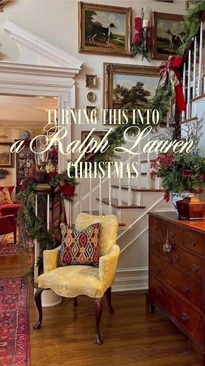 Cozy Ralph Lauren-Inspired Christmas Foyer Styling