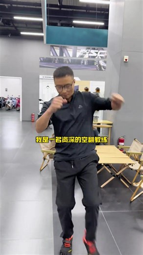 aisin (@aisin9303)’s videos with 原创音乐 - aisin