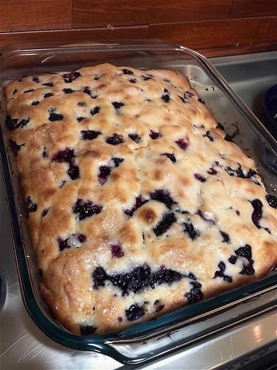 "The house smells incredible! I doubled the recipe in a 9x13 and it baked perfectly at 50 minutes. I used frozen berries and will 100% make this recipe again. It’s a family favorite and the lemon compliments the dish perfectly! Soft on the inside and a slight crisp on the outside." Full recipe 👇💬 | Easy Recipes