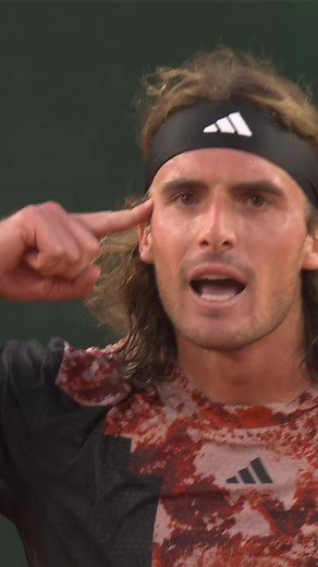 Stefanos Tsitsipas punches his ticket to the fourth round 😎 #RolandGarros #sportsTikTok #tsitsipas