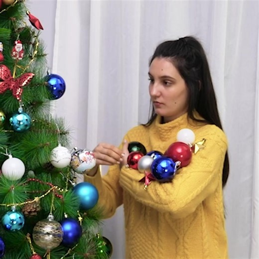 524K views · 6.1K reactions | These budget-friendly Christmas decorating hacks are a game-changer ✨ | MetDaan Tips | Facebook