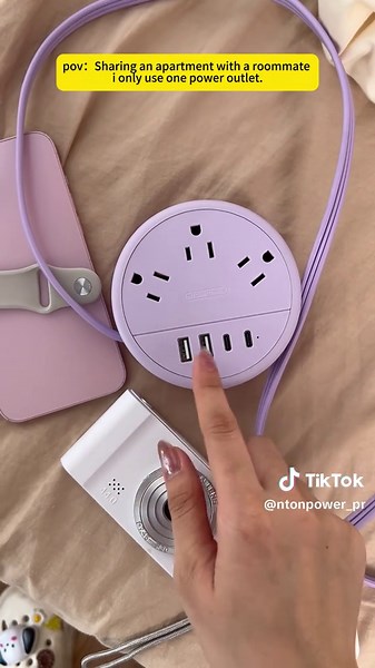 This mini power strip features a cord of just the right length, along with three outlets and four ports—more than enough to satisfy all my daily charging needs. Plus, it is certified for air travel.