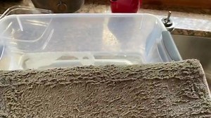 Let me show you how I mop my hardwood floors! http://shop.flylady.net/p/(BMP) | The FlyLady