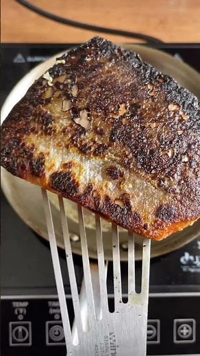 How to Make Crispy Salmon Skin | Easy Wild Salmon Recipe