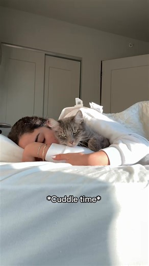 38K views · 1.6K reactions | Love chomp  | Andrea & Paquito | Facebook