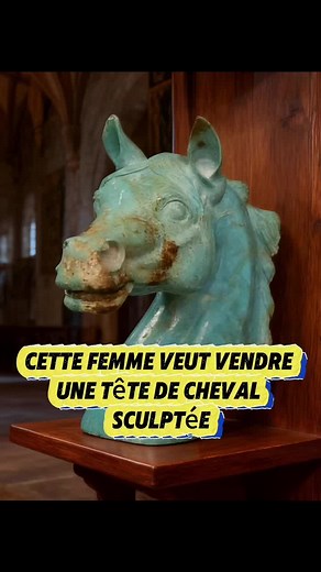 Une tête de cheval turquoise fascinante