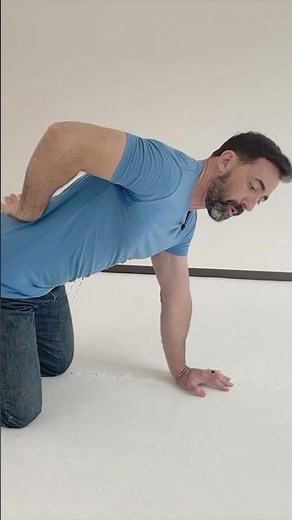 Better Posture - a quick exercise for upper back strength and flexibility