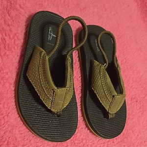 FLIP FLOPS NEW  BLUE FIN Stylish Brown Kids Sandals SIZE 10