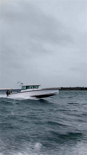 When the weather turns rough on the Gulf of Maine, the Axopar 29 shows exactly what it’s built for. Cold November conditions, challenging seas, and still a confident, controlled ride. This is what capable adventure boating looks like. Learn more about these rugged boats on our website: https://bit.ly/3LZp8rm #Axopar29 #Axopar #EastCoastYachtSales #DrivenToDiscover #MaineBoating #GulfOfMaine #AllWeatherBoating #AdventureBoats | East Coast Yacht Sales